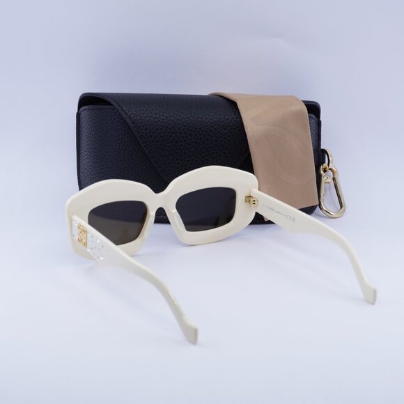 Loewe LW4114IS 25E Rectangle Sunglasses – Ivory/Brown - Picture 6 of 11
